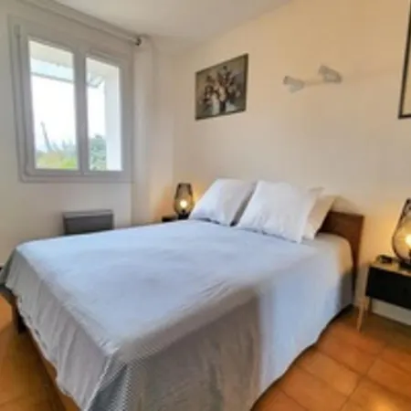 Beautiful House Terrace And Garden With Sea View Les Lecques